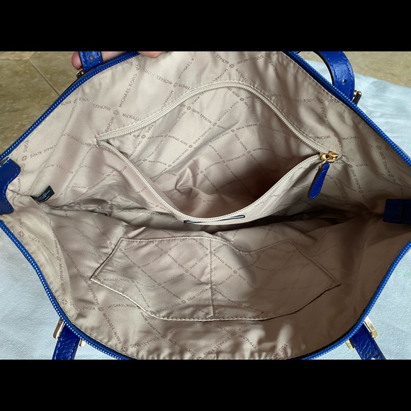 Micheal Kors tote bag - Picture 3 of 4